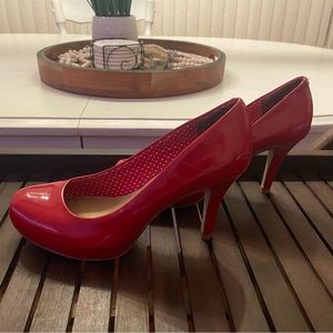 Bright red pumps! Comfortable!